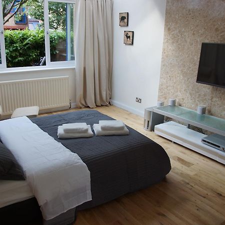 Boogaard'S Guest House Лондон Екстериор снимка