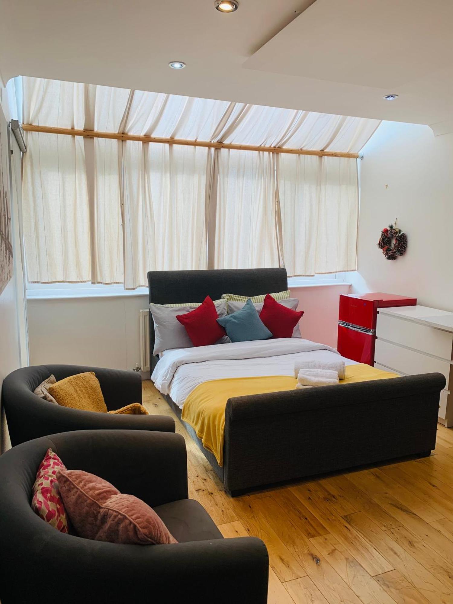 Boogaard'S Guest House Лондон Екстериор снимка
