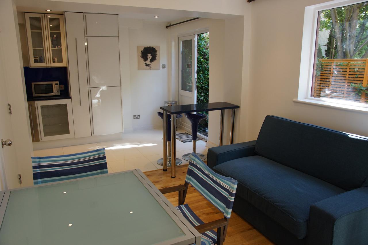 Boogaard'S Guest House Лондон Екстериор снимка